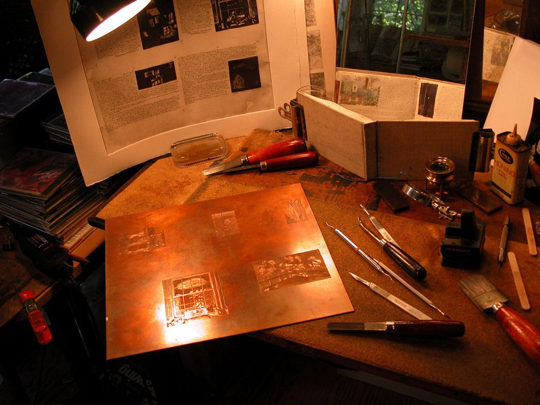 Photograph of worktable image